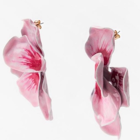 ZARA Earrings Enameled Petal Fan in Pink New 💕✨✨✨✨ - Picture 3 of 8